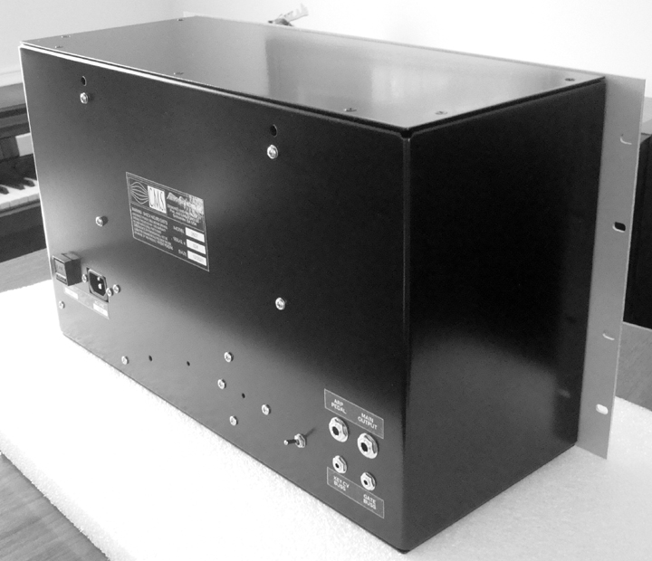 rear panel view od the CMS 2607 synthesizer.